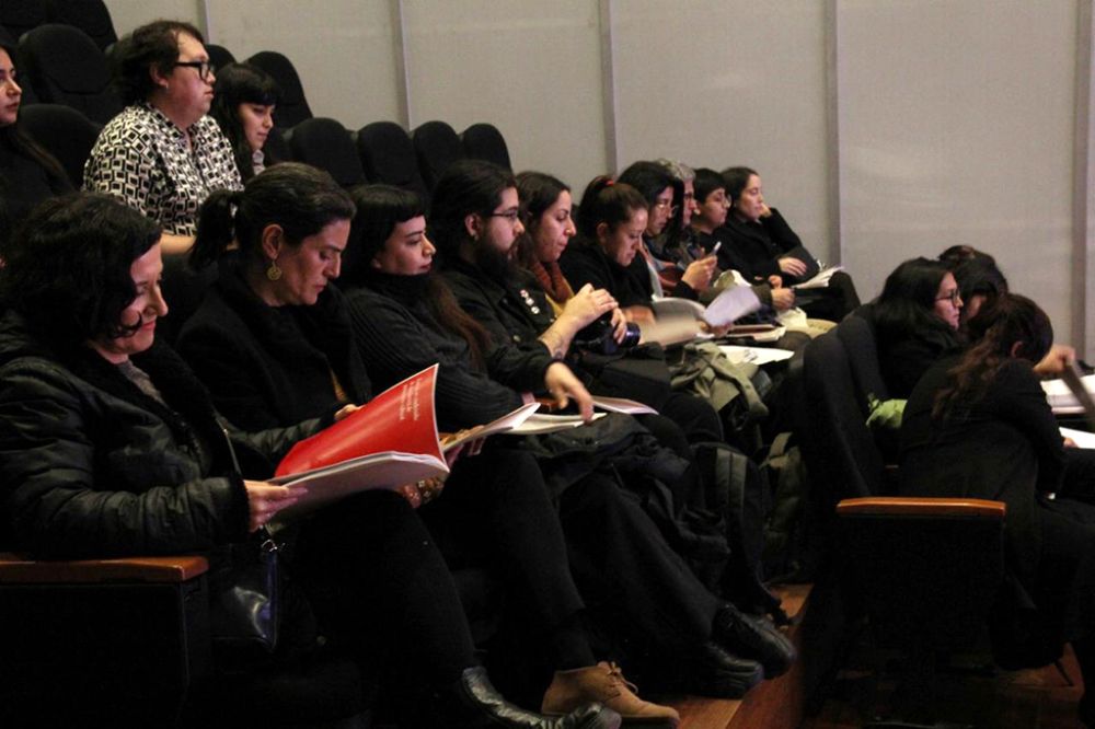 Proyecto Voces Críticas lanzó sitio web que reúne la vida y la obra de críticas literarias chilenas